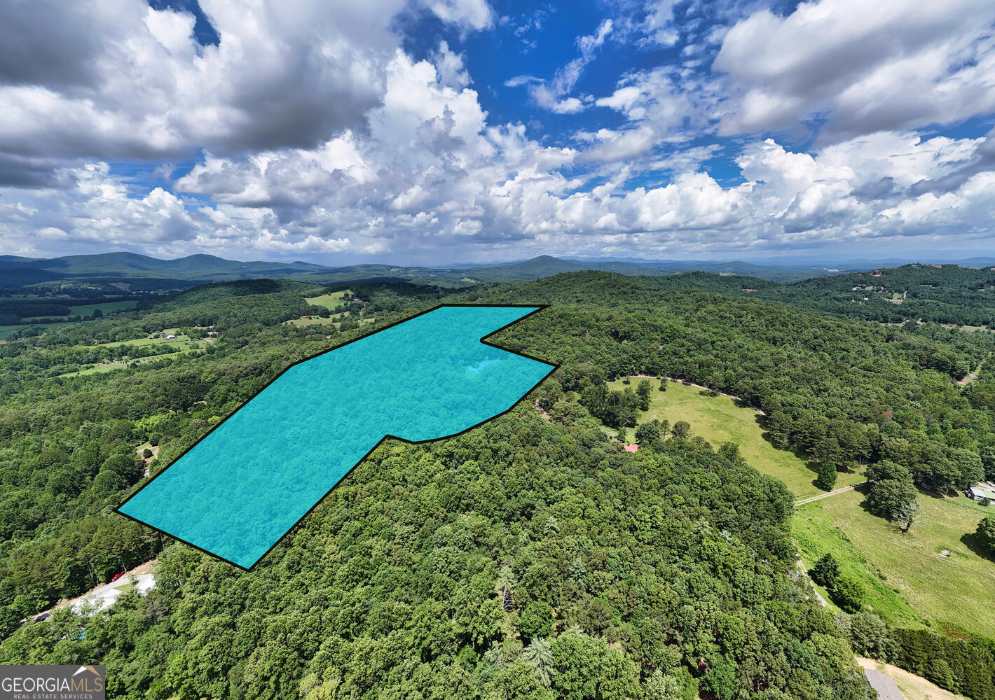 Blairsville, Georgia, 30512, United States, 4 Bedrooms Bedrooms, ,4 BathroomsBathrooms,Residential,Active,1897990