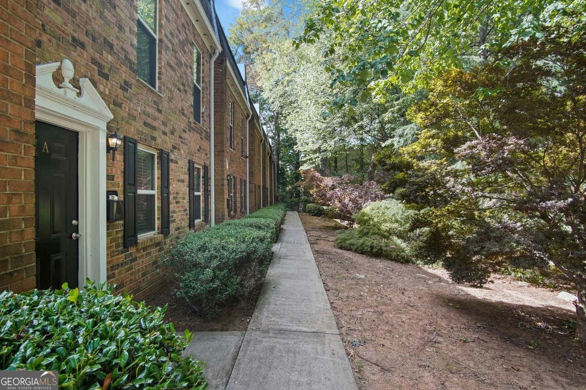 115 N RIVER DR UNIT A, ATLANTA, GA 30350, photo 1 of 25