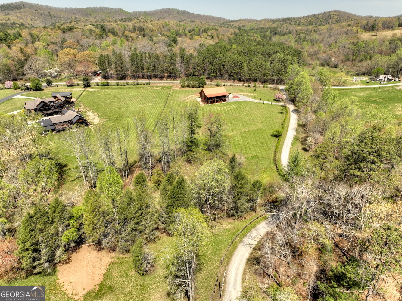 Morganton, Georgia, 30560, United States, 5 Bedrooms Bedrooms, ,3 BathroomsBathrooms,Residential,Active,1798022