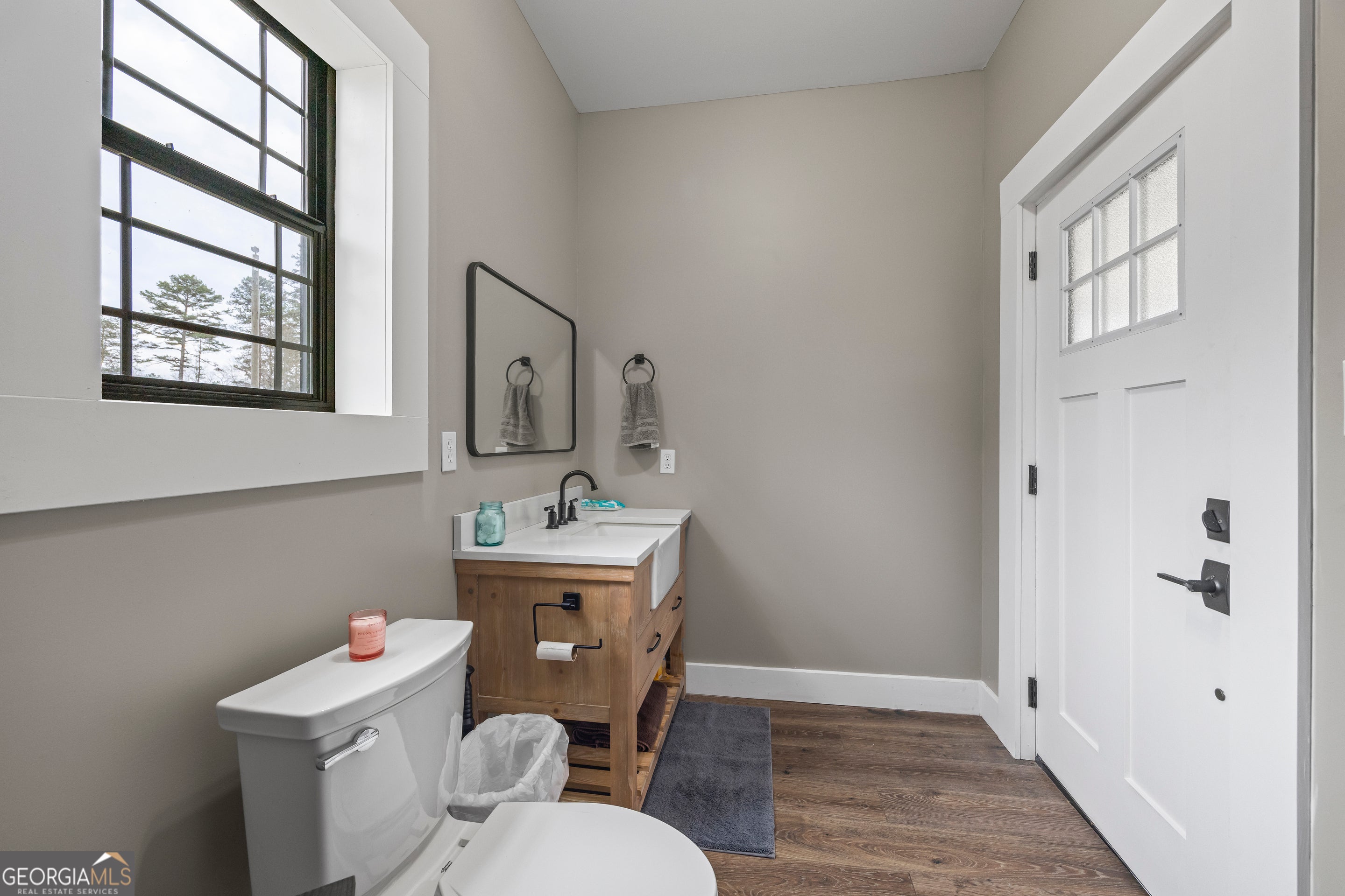 Hartwell, Georgia, 30643, United States, 6 Bedrooms Bedrooms, ,6 BathroomsBathrooms,Residential,Active,2011216