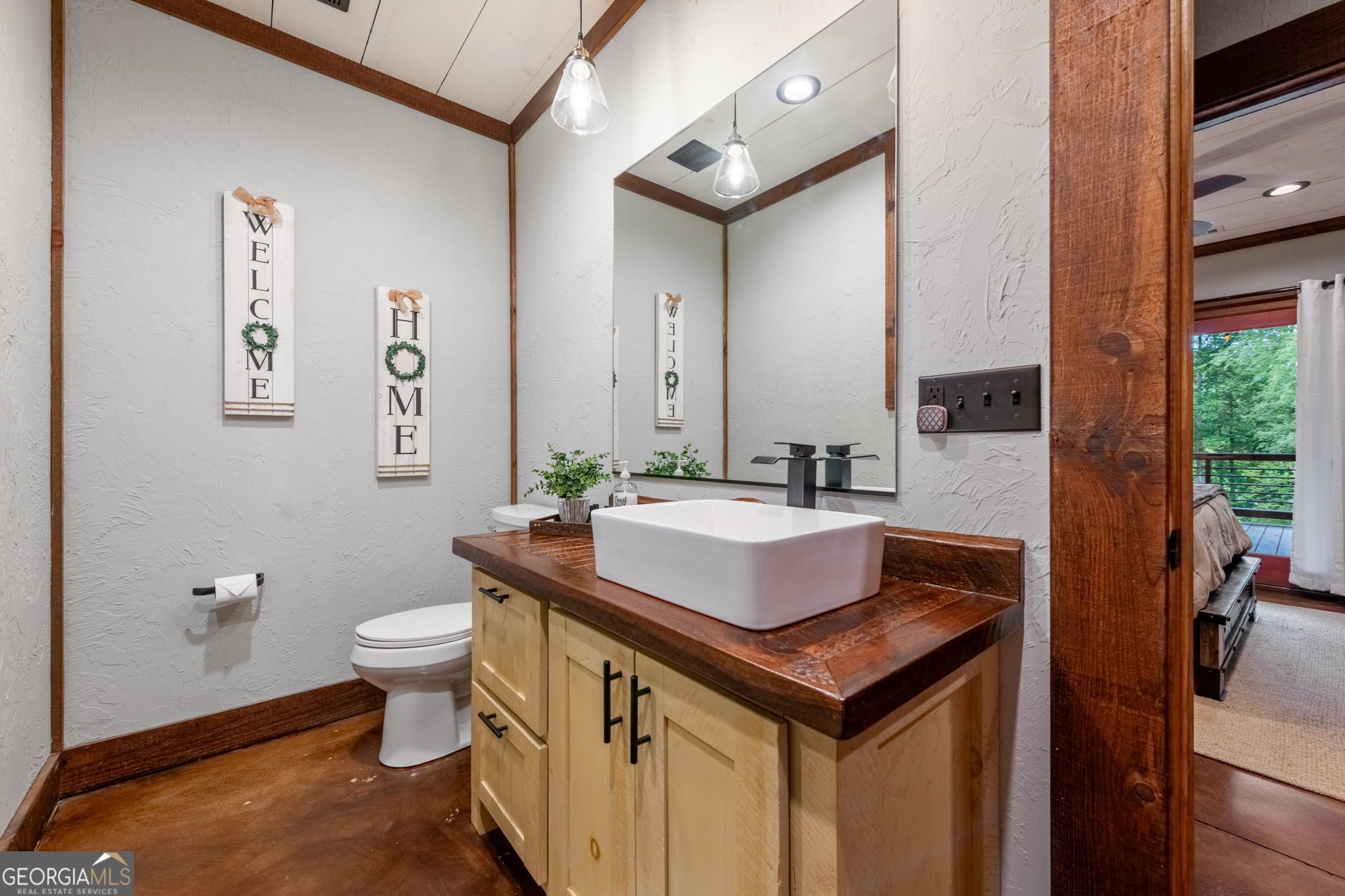 Blue Ridge, Georgia, 30513, United States, 3 Bedrooms Bedrooms, ,3 BathroomsBathrooms,Residential,Active,2045614
