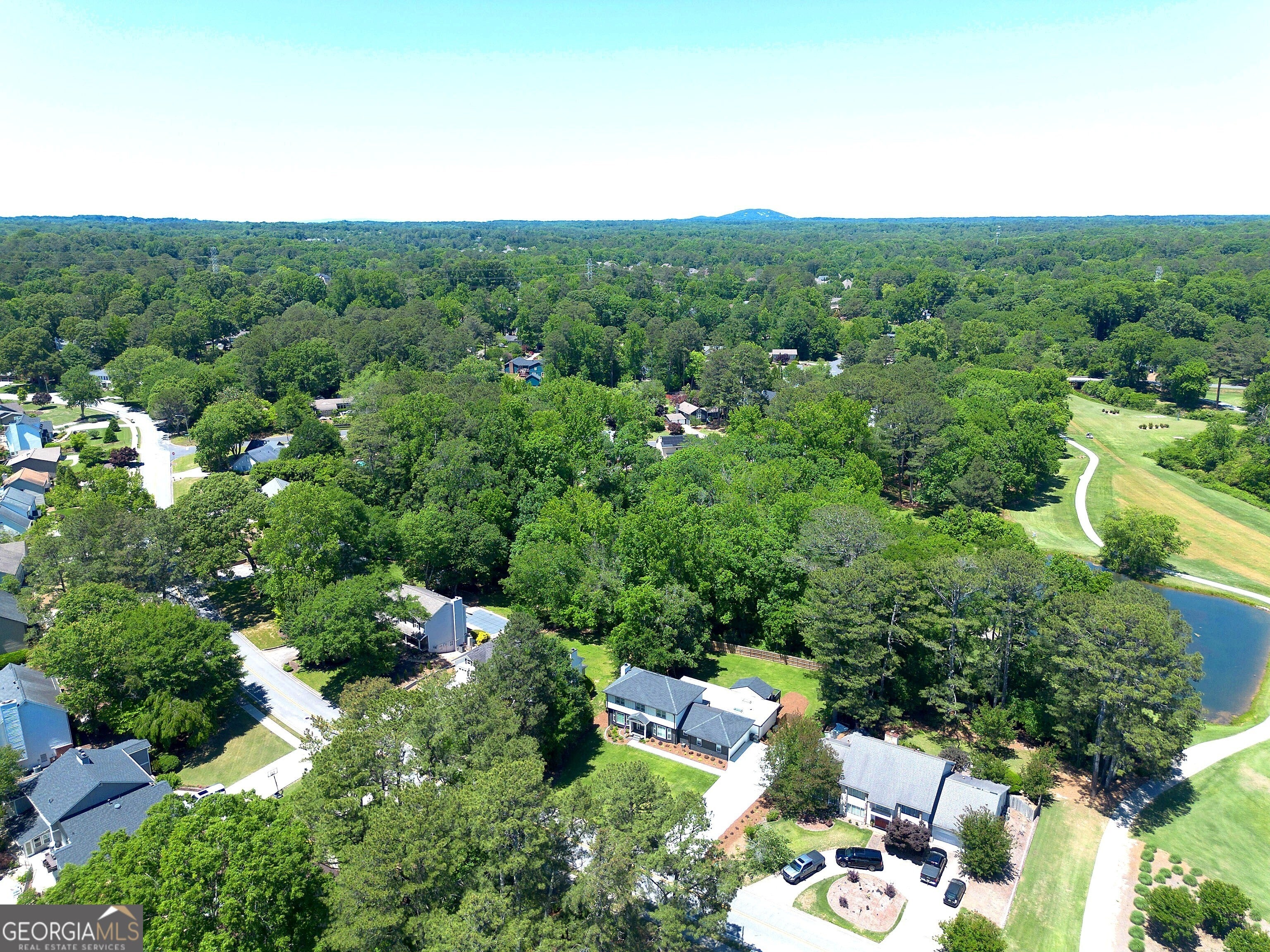 Marietta, Georgia, 30068, United States, 6 Bedrooms Bedrooms, ,5 BathroomsBathrooms,Residential,Active,2044581