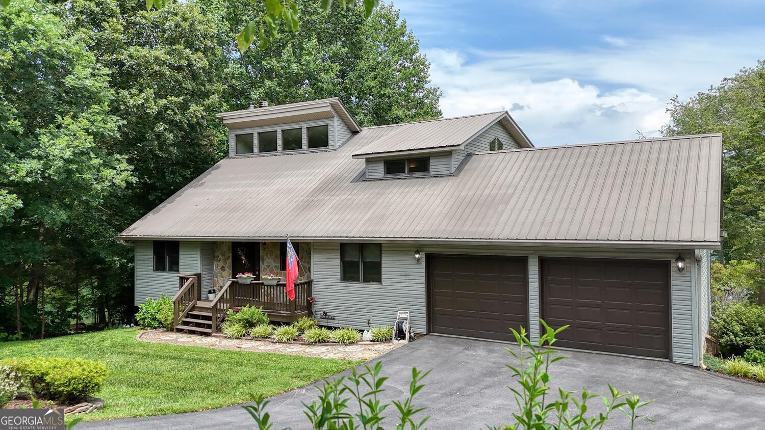 Blairsville, Georgia, 30512, United States, 3 Bedrooms Bedrooms, ,3 BathroomsBathrooms,Residential,Active,1898214