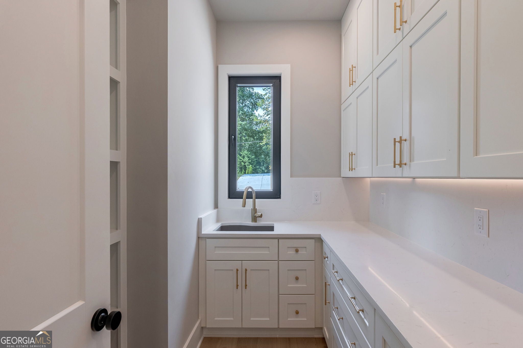 Cumming, Georgia, 30041, United States, 4 Bedrooms Bedrooms, ,4 BathroomsBathrooms,Residential,Active,1945468