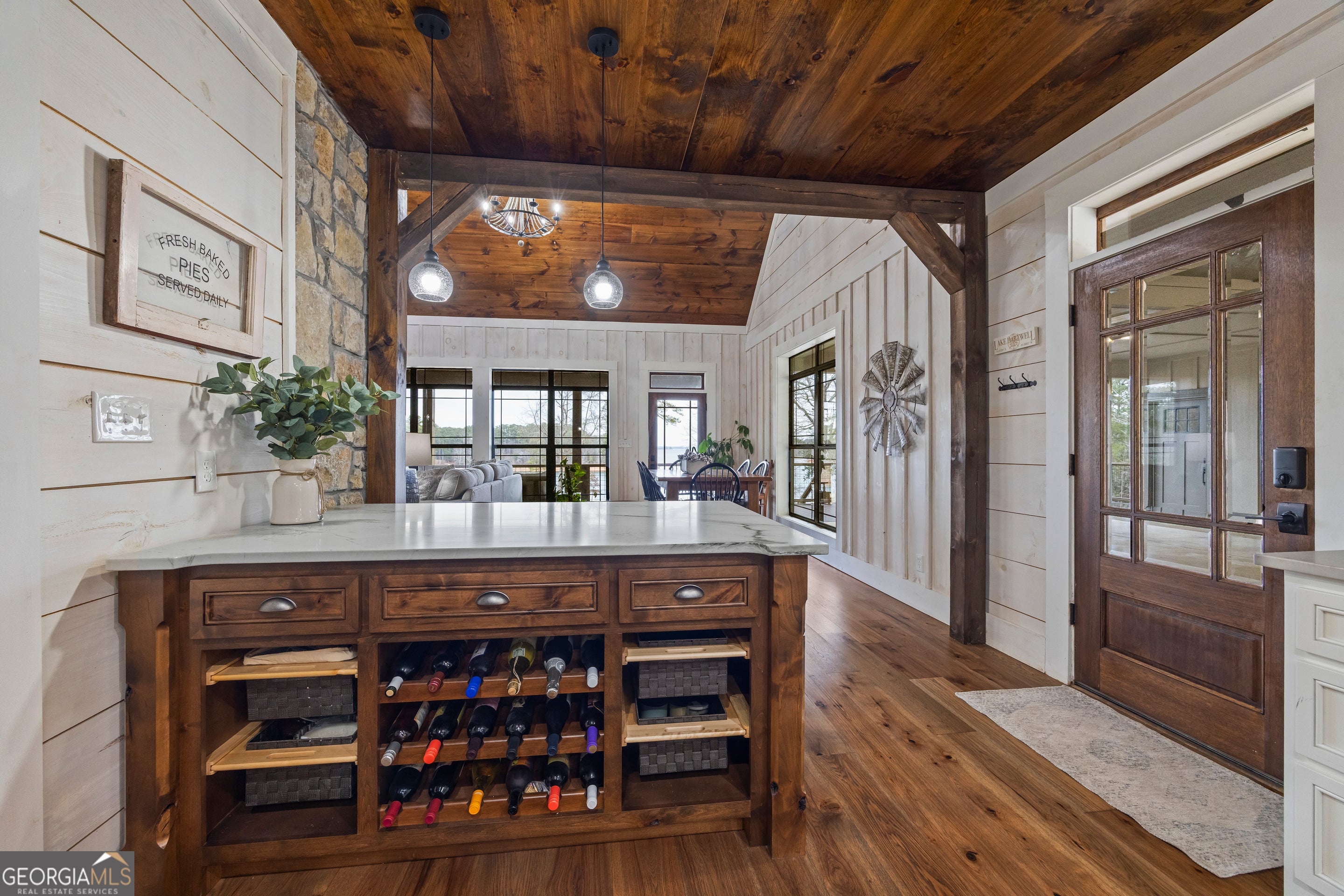 Hartwell, Georgia, 30643, United States, 6 Bedrooms Bedrooms, ,6 BathroomsBathrooms,Residential,Active,2011216