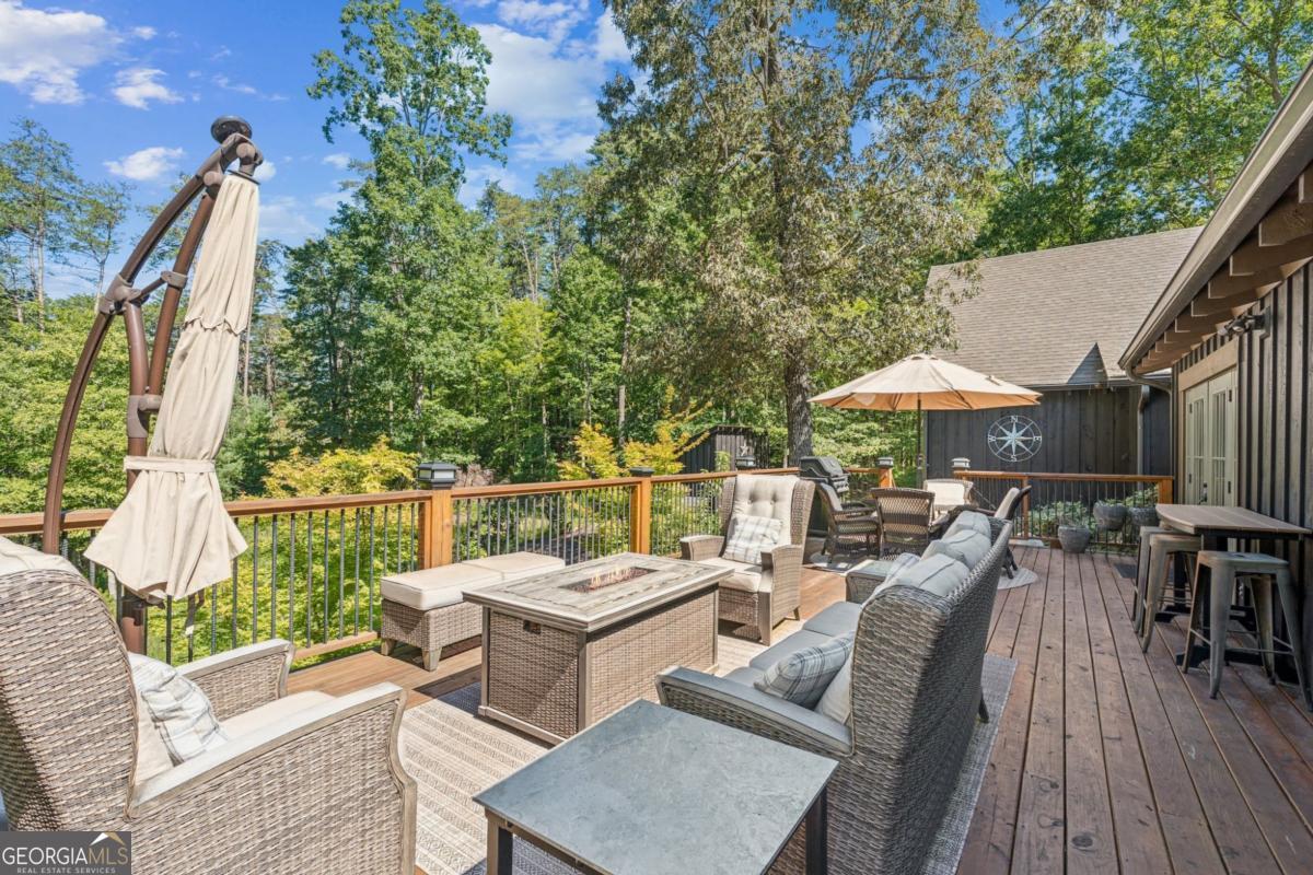 Ellijay, Georgia, 30536, United States, 3 Bedrooms Bedrooms, ,4 BathroomsBathrooms,Residential,Active,1929422