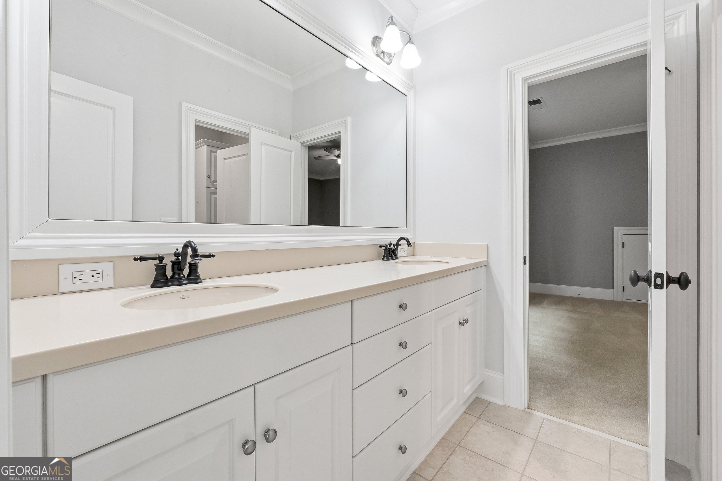 Kennesaw, Georgia, 30152, United States, 6 Bedrooms Bedrooms, ,8 BathroomsBathrooms,Residential,Active,2009375