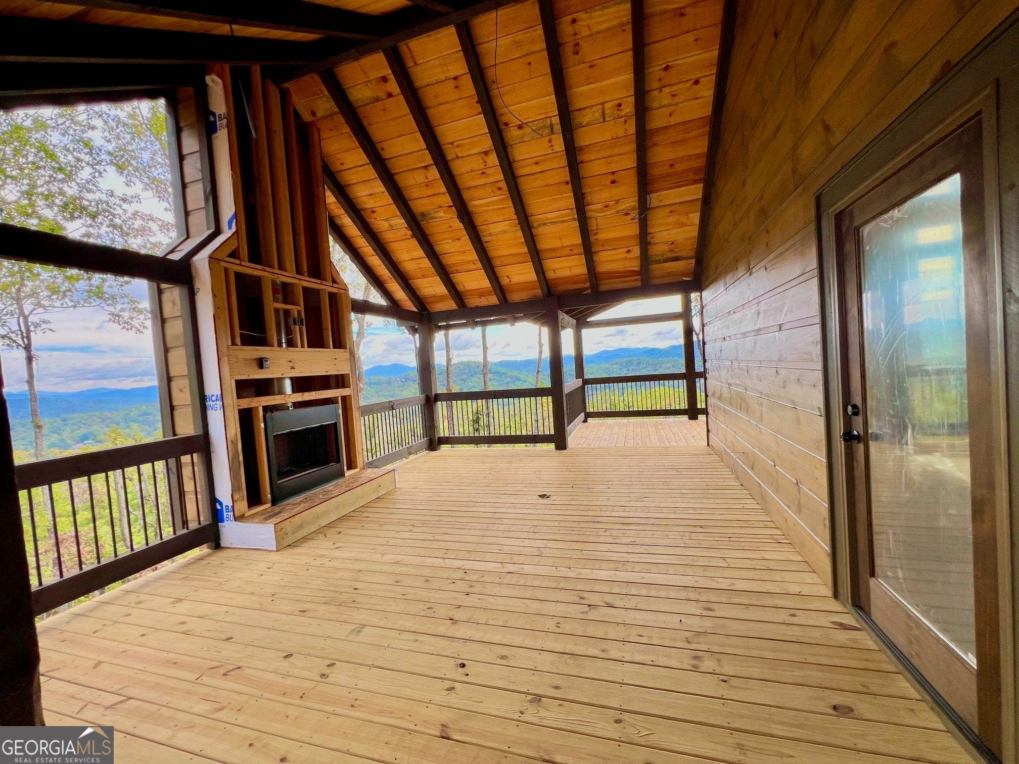 Blue Ridge, Georgia, 30513, United States, 4 Bedrooms Bedrooms, ,4 BathroomsBathrooms,Residential,Active,1972192