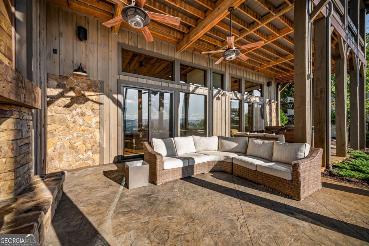 Blue Ridge, Georgia, 30513, United States, 4 Bedrooms Bedrooms, ,4 BathroomsBathrooms,Residential,Active,1905085