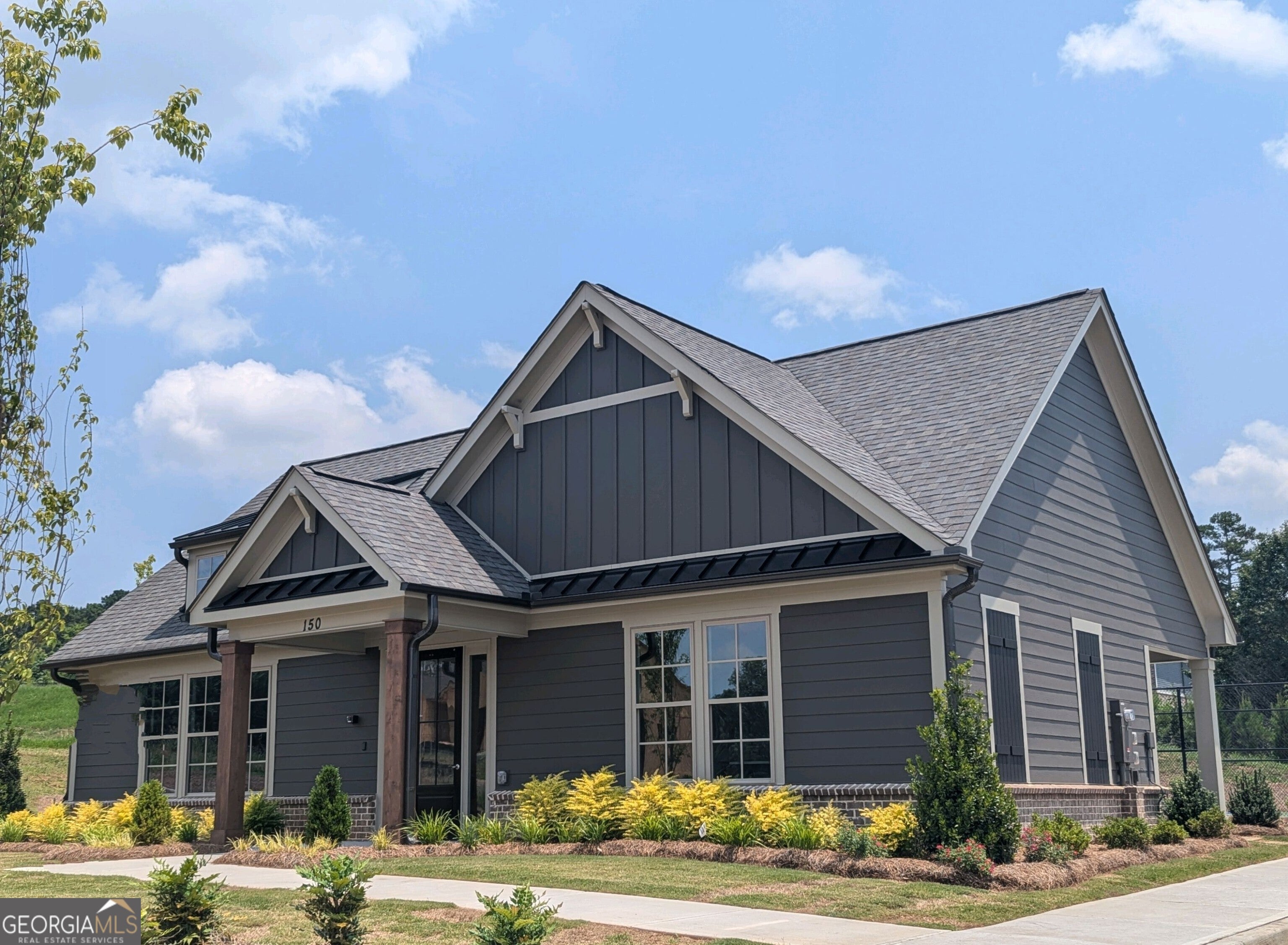 Cumming, Georgia, 30041, United States, 4 Bedrooms Bedrooms, ,4 BathroomsBathrooms,Residential,Active,1920277