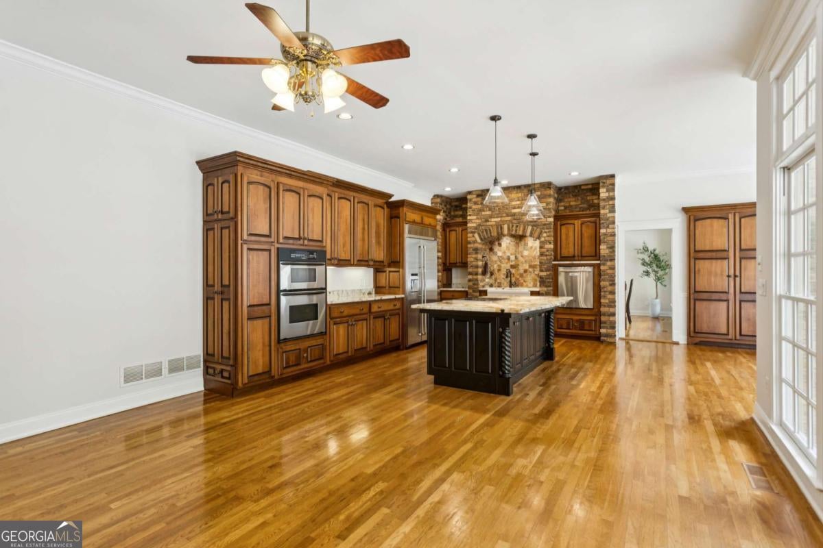 Taylorsville, Georgia, 30178, United States, 5 Bedrooms Bedrooms, ,6 BathroomsBathrooms,Residential,Active,1952987