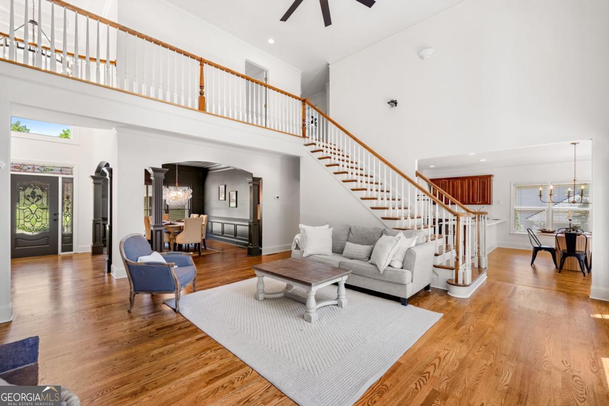 Canton, Georgia, 30114, United States, 5 Bedrooms Bedrooms, ,5 BathroomsBathrooms,Residential,Active,1823975