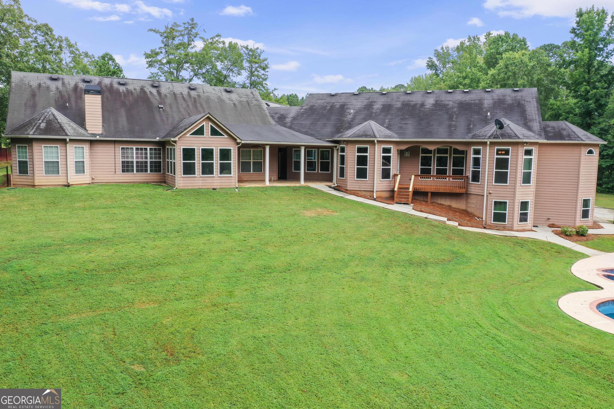 Mcdonough, Georgia, 30253, United States, 8 Bedrooms Bedrooms, ,7 BathroomsBathrooms,Residential,Active,1899862