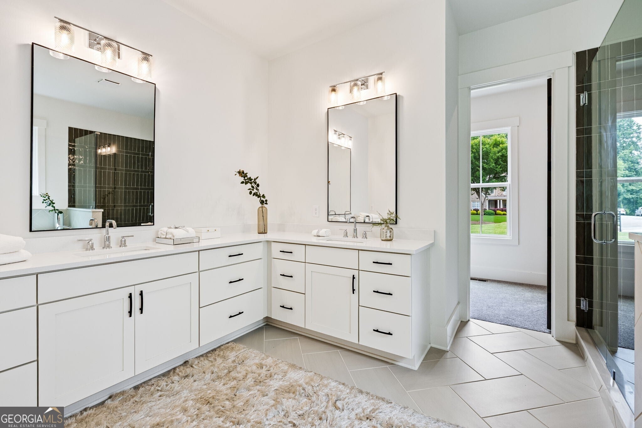 Gainesville, Georgia, 30506, United States, 5 Bedrooms Bedrooms, ,5 BathroomsBathrooms,Residential,Active,1926926