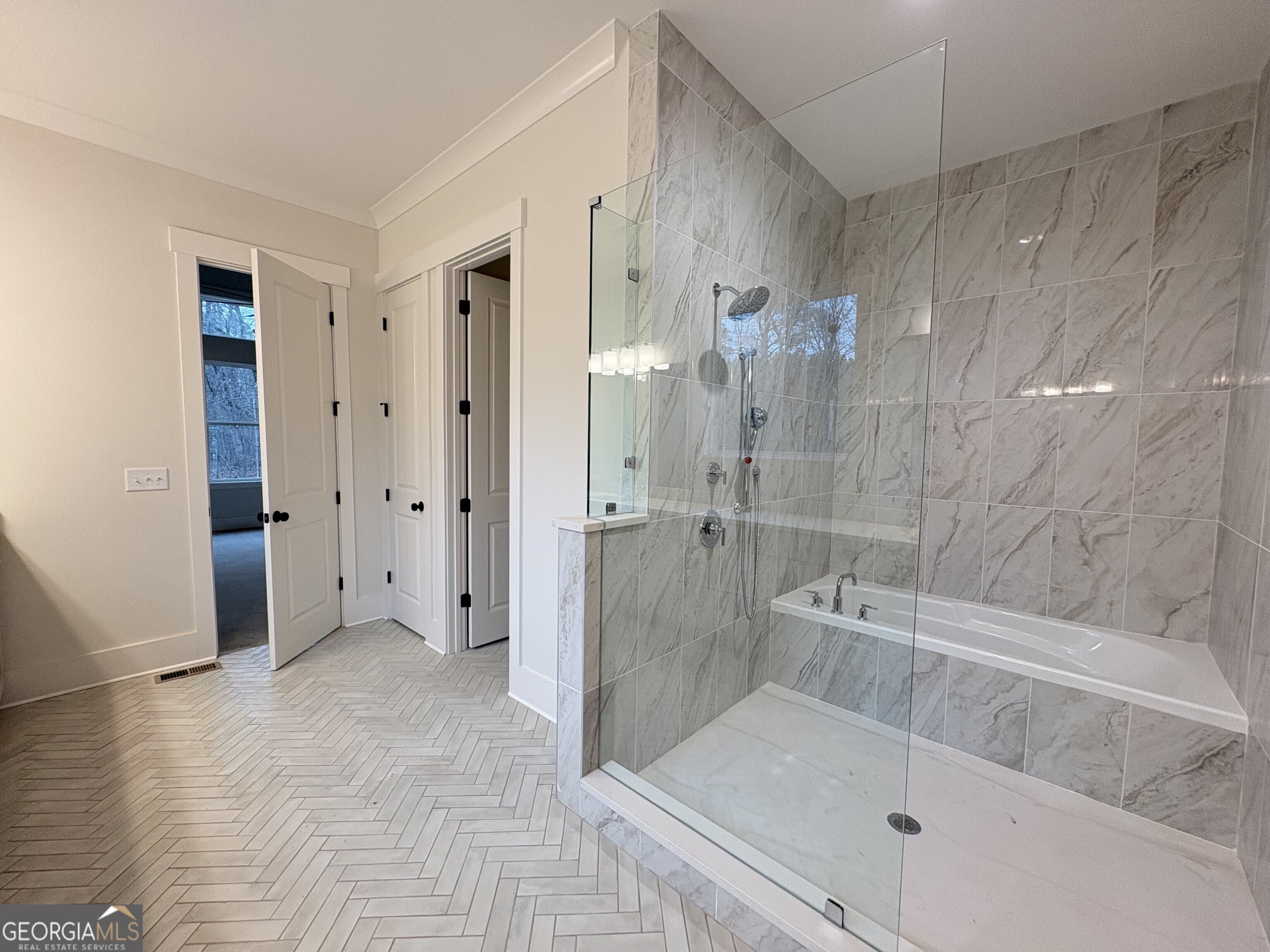 Cumming, Georgia, 30041, United States, 4 Bedrooms Bedrooms, ,5 BathroomsBathrooms,Residential,Active,2008005