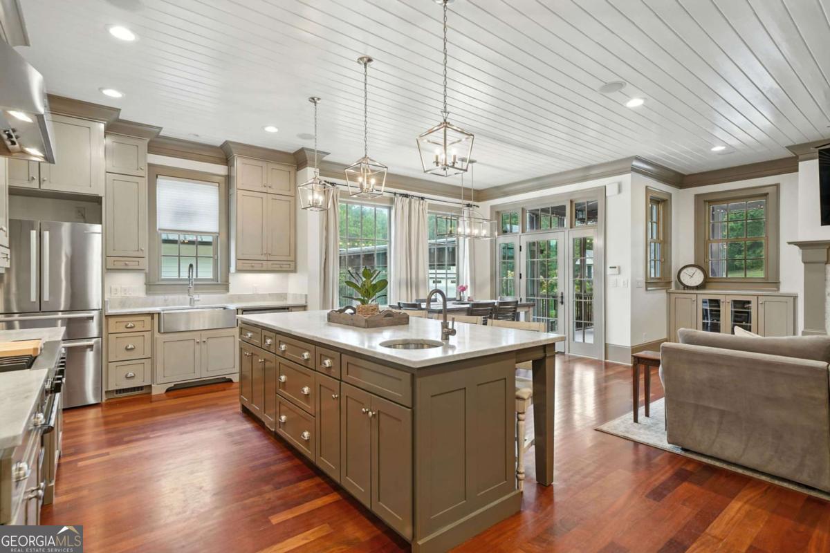 Ball Ground, Georgia, 30107, United States, 5 Bedrooms Bedrooms, ,6 BathroomsBathrooms,Residential,Active,1961923