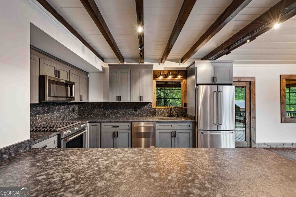 Blue Ridge, Georgia, 30513, United States, 3 Bedrooms Bedrooms, ,4 BathroomsBathrooms,Residential,Active,2008014