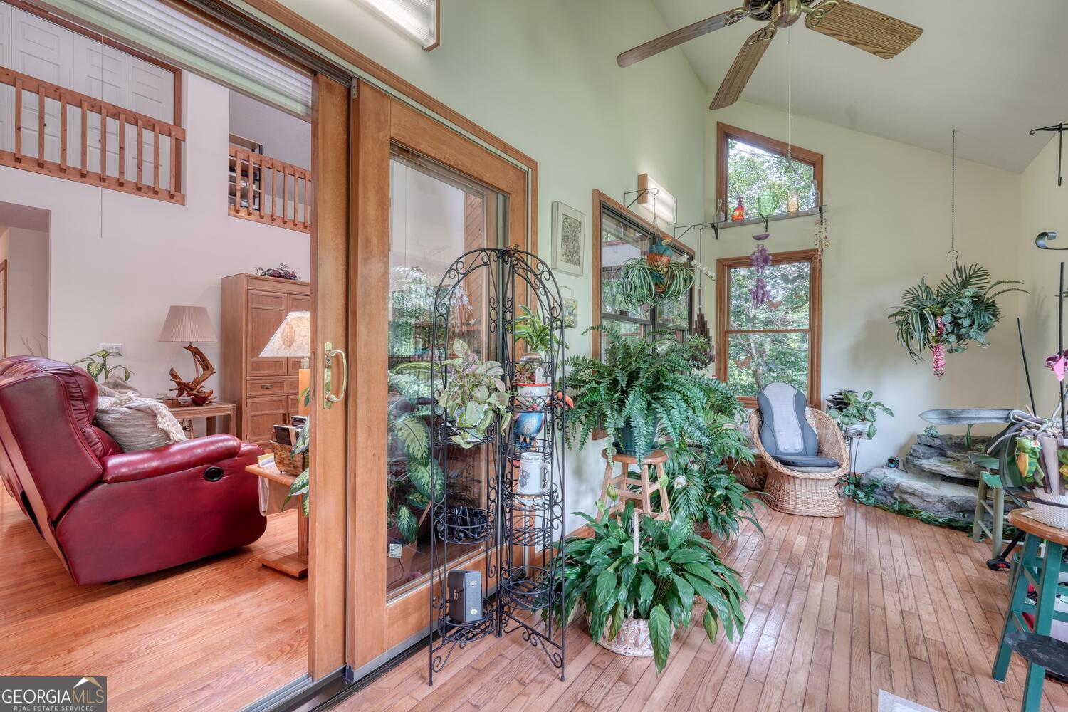Blairsville, Georgia, 30512, United States, 3 Bedrooms Bedrooms, ,3 BathroomsBathrooms,Residential,Active,1898214