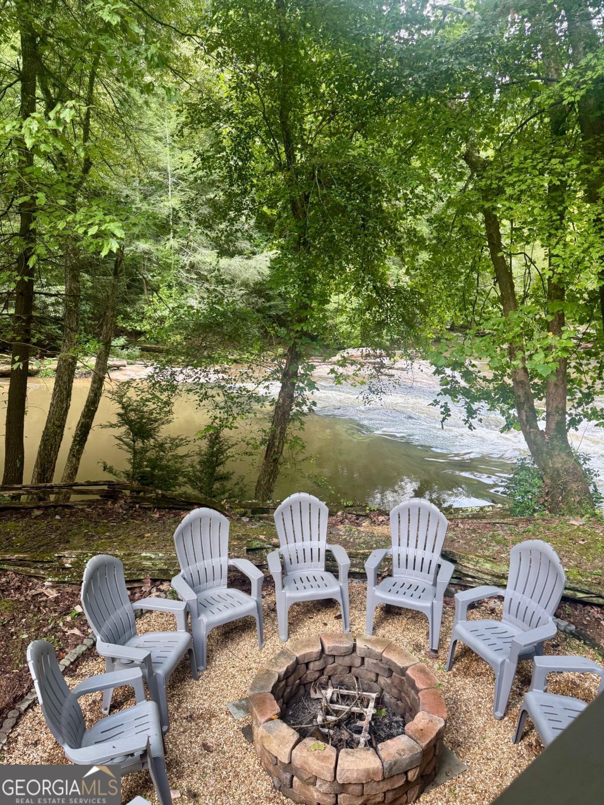 Ellijay, Georgia, 30536, United States, 3 Bedrooms Bedrooms, ,5 BathroomsBathrooms,Residential,Active,1929666