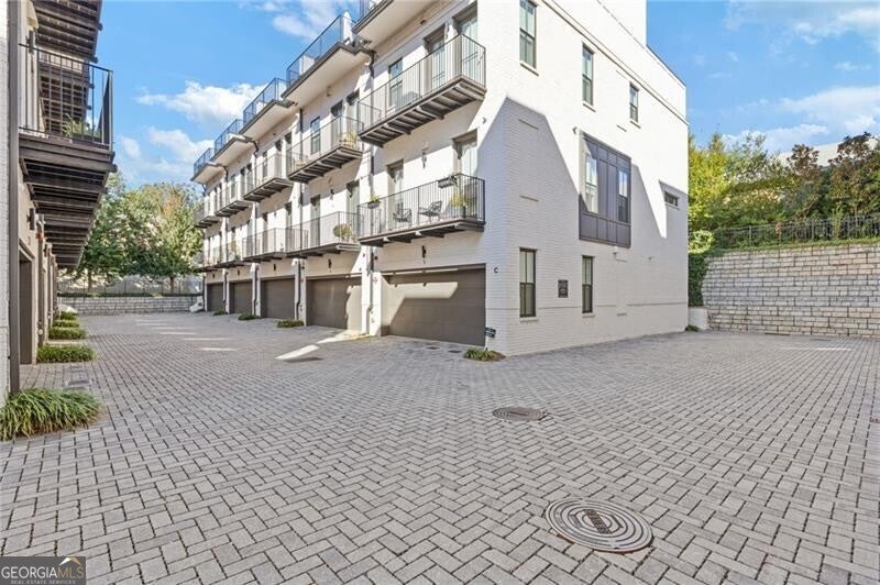 Atlanta, Georgia, 30308, United States, 3 Bedrooms Bedrooms, ,4 BathroomsBathrooms,Residential,Active,1969678