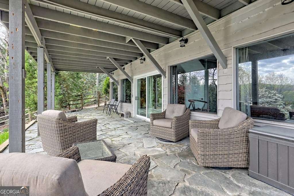 Blairsville, Georgia, 30512, United States, 4 Bedrooms Bedrooms, ,6 BathroomsBathrooms,Residential,Active,1922313