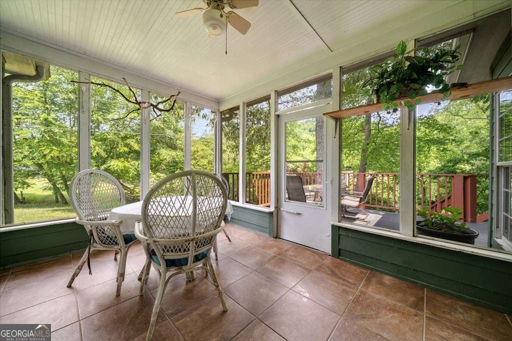 Ellijay, Georgia, 30536, United States, 3 Bedrooms Bedrooms, ,3 BathroomsBathrooms,Residential,Active,1953428