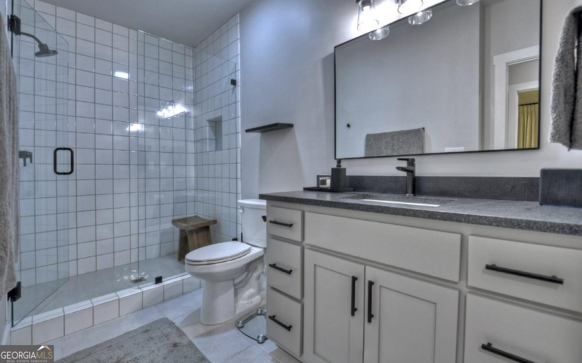 Morganton, Georgia, 30560, United States, 3 Bedrooms Bedrooms, ,4 BathroomsBathrooms,Residential,Active,2010579