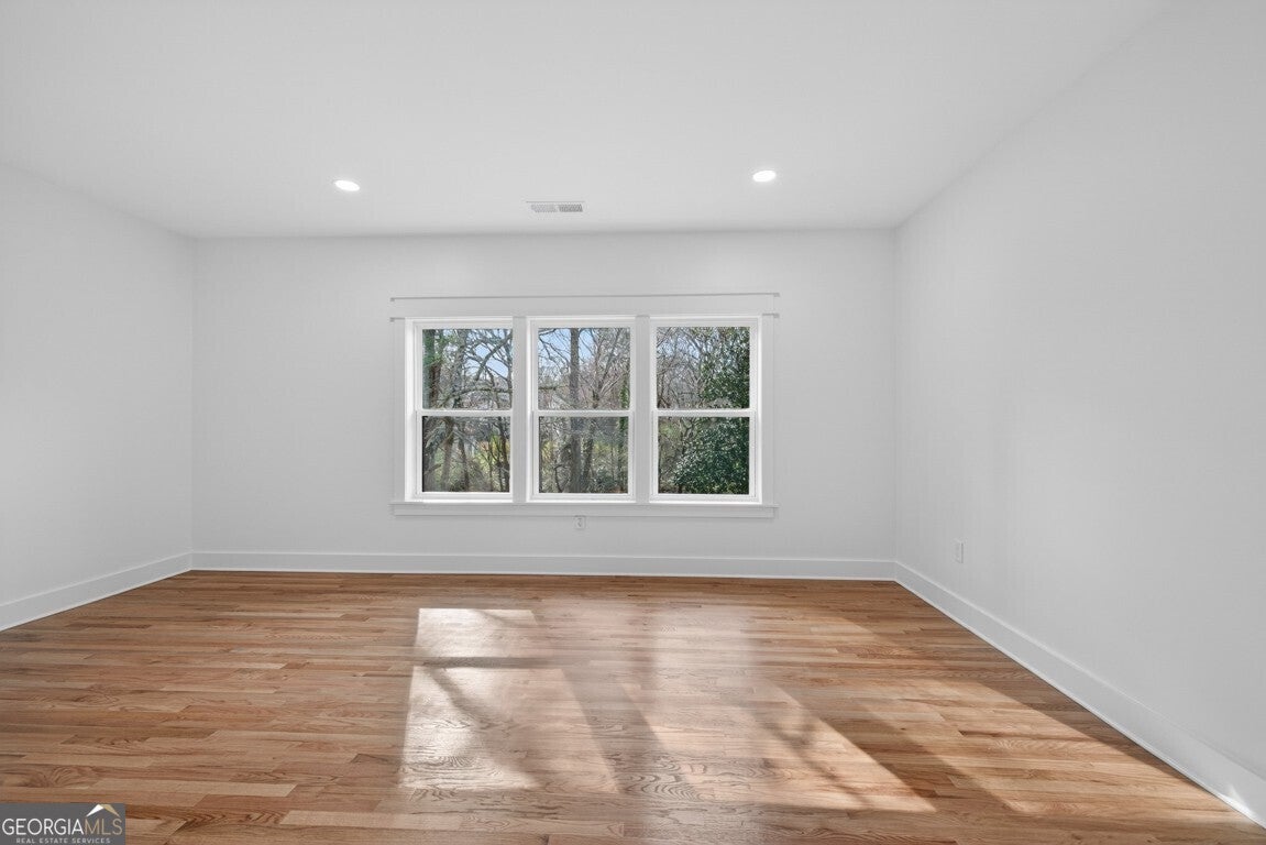 Norcross, Georgia, 30071, United States, 6 Bedrooms Bedrooms, ,5 BathroomsBathrooms,Residential,Active,2009837