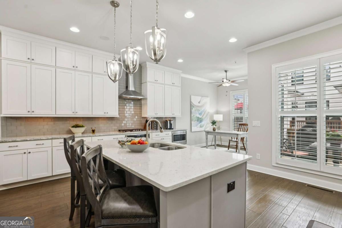 Alpharetta, Georgia, 30009, United States, 3 Bedrooms Bedrooms, ,4 BathroomsBathrooms,Residential,Active,1914849