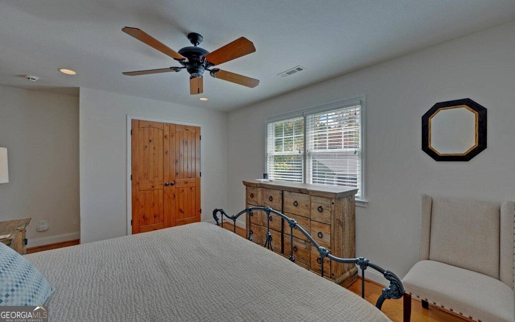 Hiawassee, Georgia, 30546, United States, 8 Bedrooms Bedrooms, ,6 BathroomsBathrooms,Residential,Active,1821963