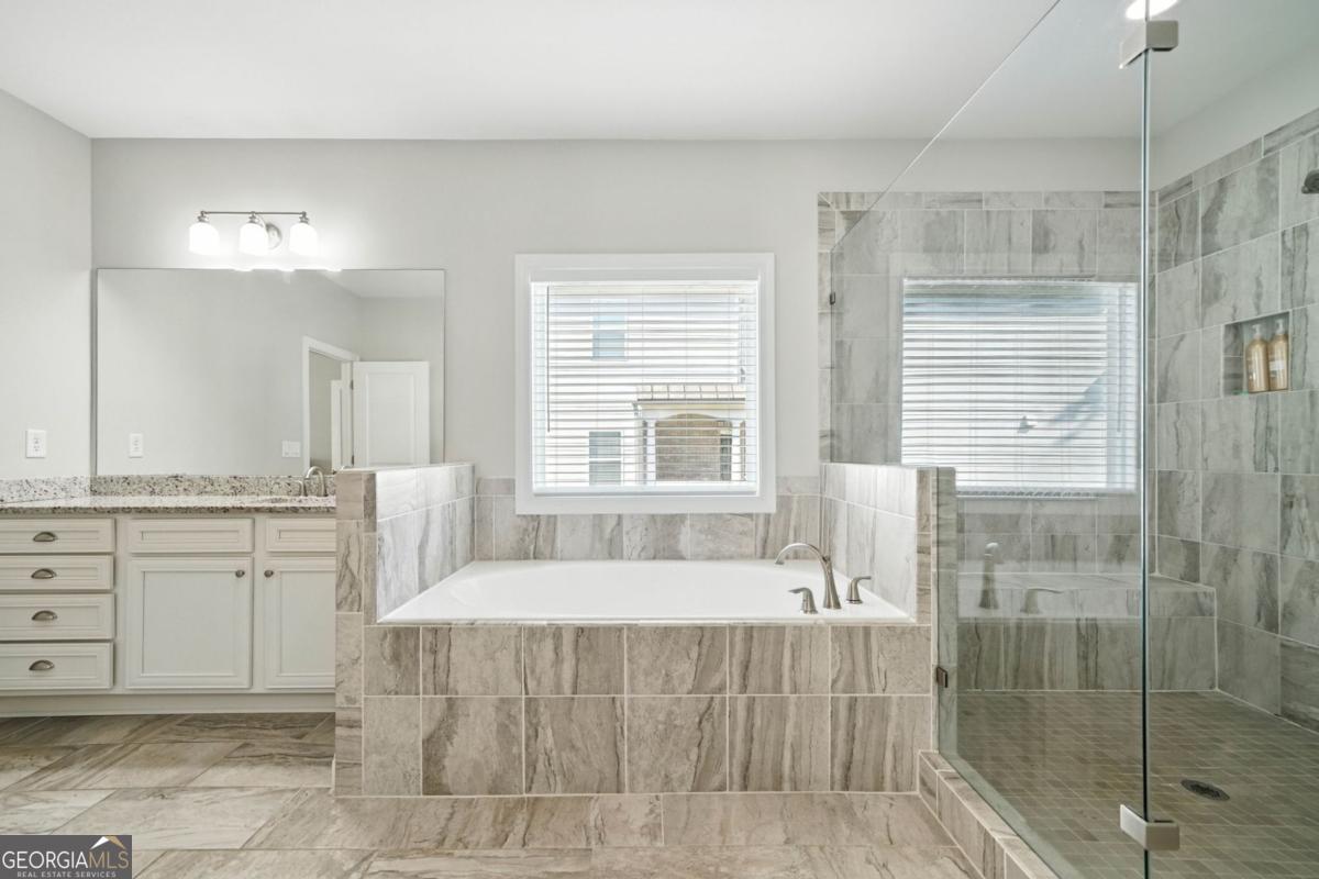 Canton, Georgia, 30115, United States, 7 Bedrooms Bedrooms, ,4 BathroomsBathrooms,Residential,Active,1936405