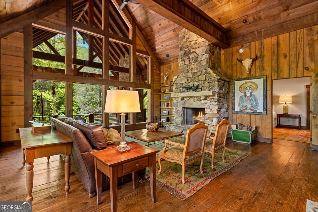 Cherry Log, Georgia, 30522, United States, 5 Bedrooms Bedrooms, ,5 BathroomsBathrooms,Residential,Active,2045694