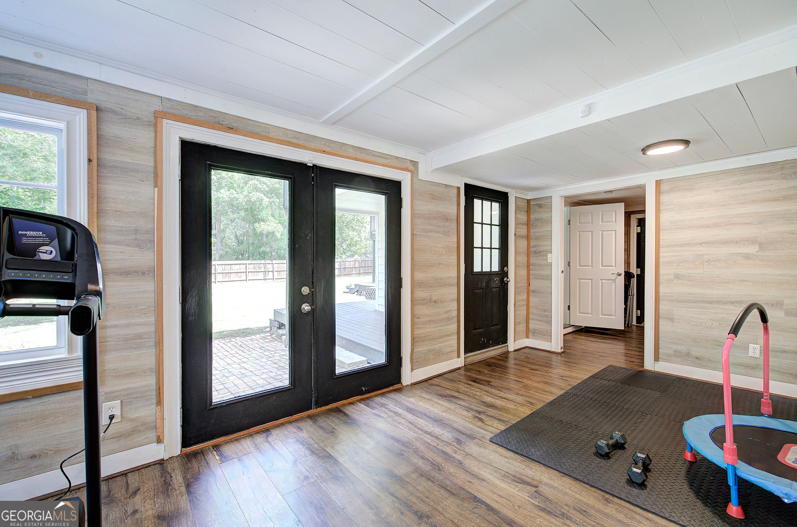 Marietta, Georgia, 30068, United States, 6 Bedrooms Bedrooms, ,5 BathroomsBathrooms,Residential,Active,2044581