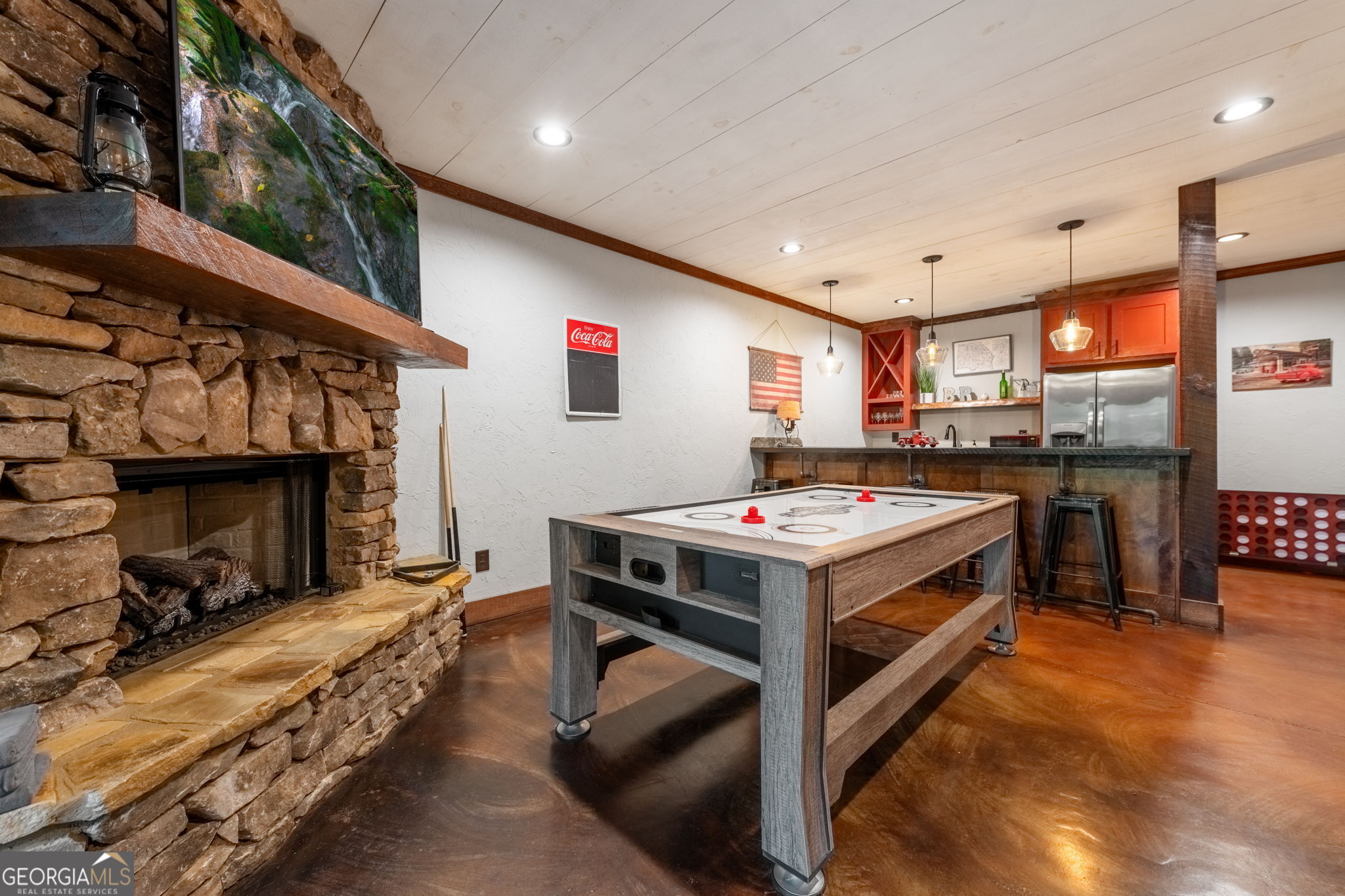 Blue Ridge, Georgia, 30513, United States, 3 Bedrooms Bedrooms, ,3 BathroomsBathrooms,Residential,Active,2045614