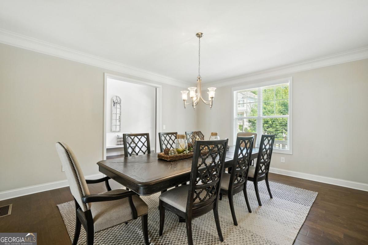 Canton, Georgia, 30115, United States, 7 Bedrooms Bedrooms, ,4 BathroomsBathrooms,Residential,Active,1936405