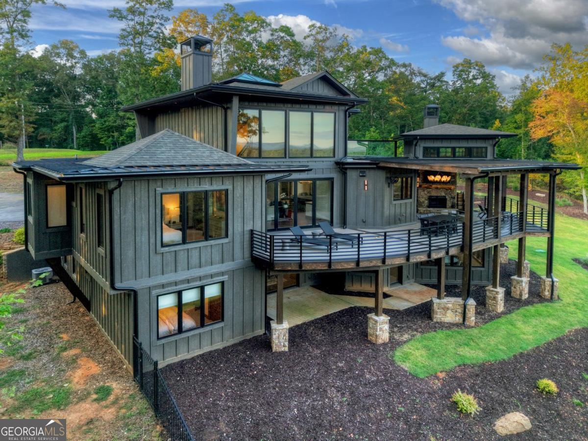 Blue Ridge, Georgia, 30513, United States, 5 Bedrooms Bedrooms, ,5 BathroomsBathrooms,Residential,Active,2003557