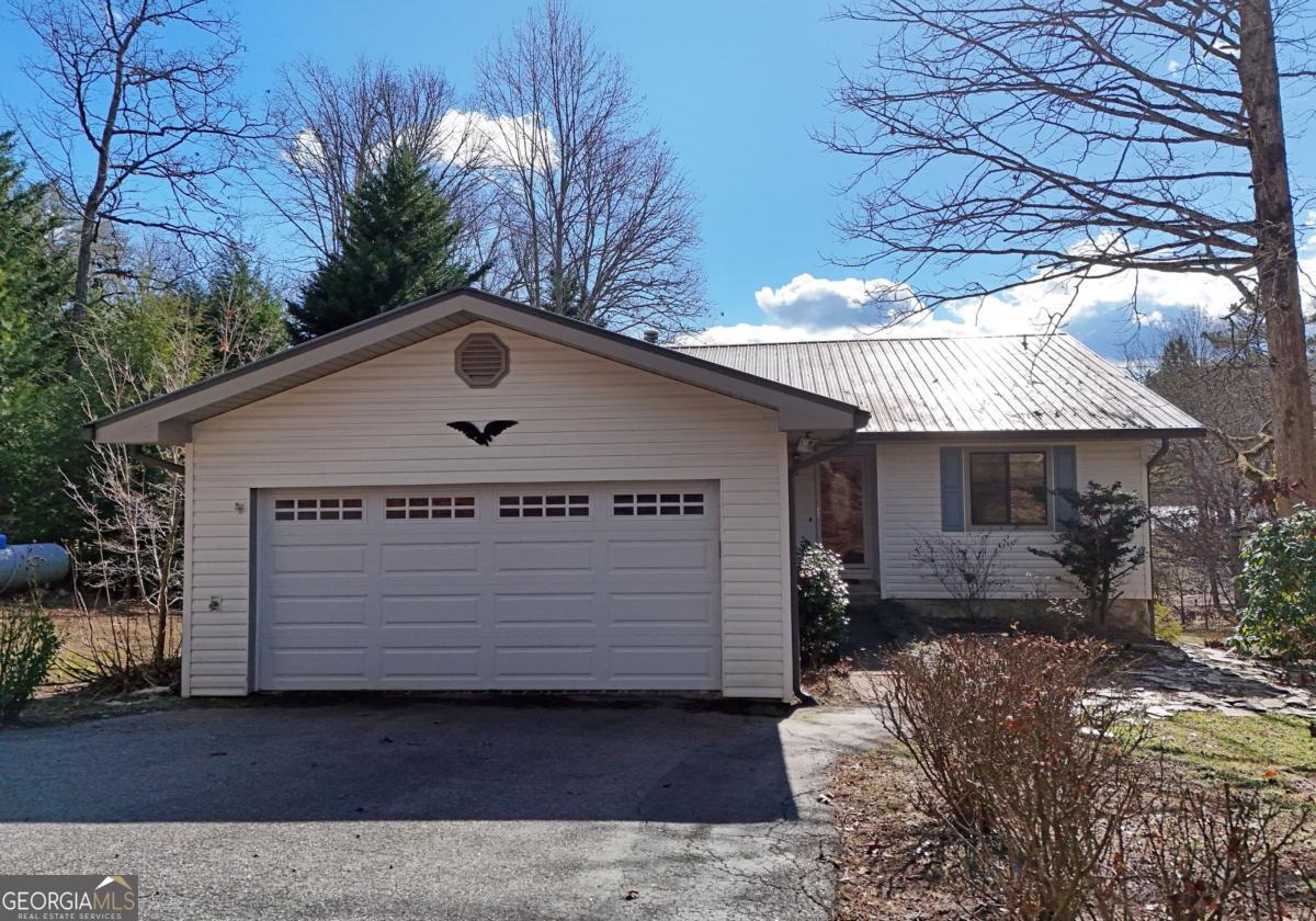 Blairsville, Georgia, 30512, United States, 3 Bedrooms Bedrooms, ,3 BathroomsBathrooms,Residential,Active,2009374