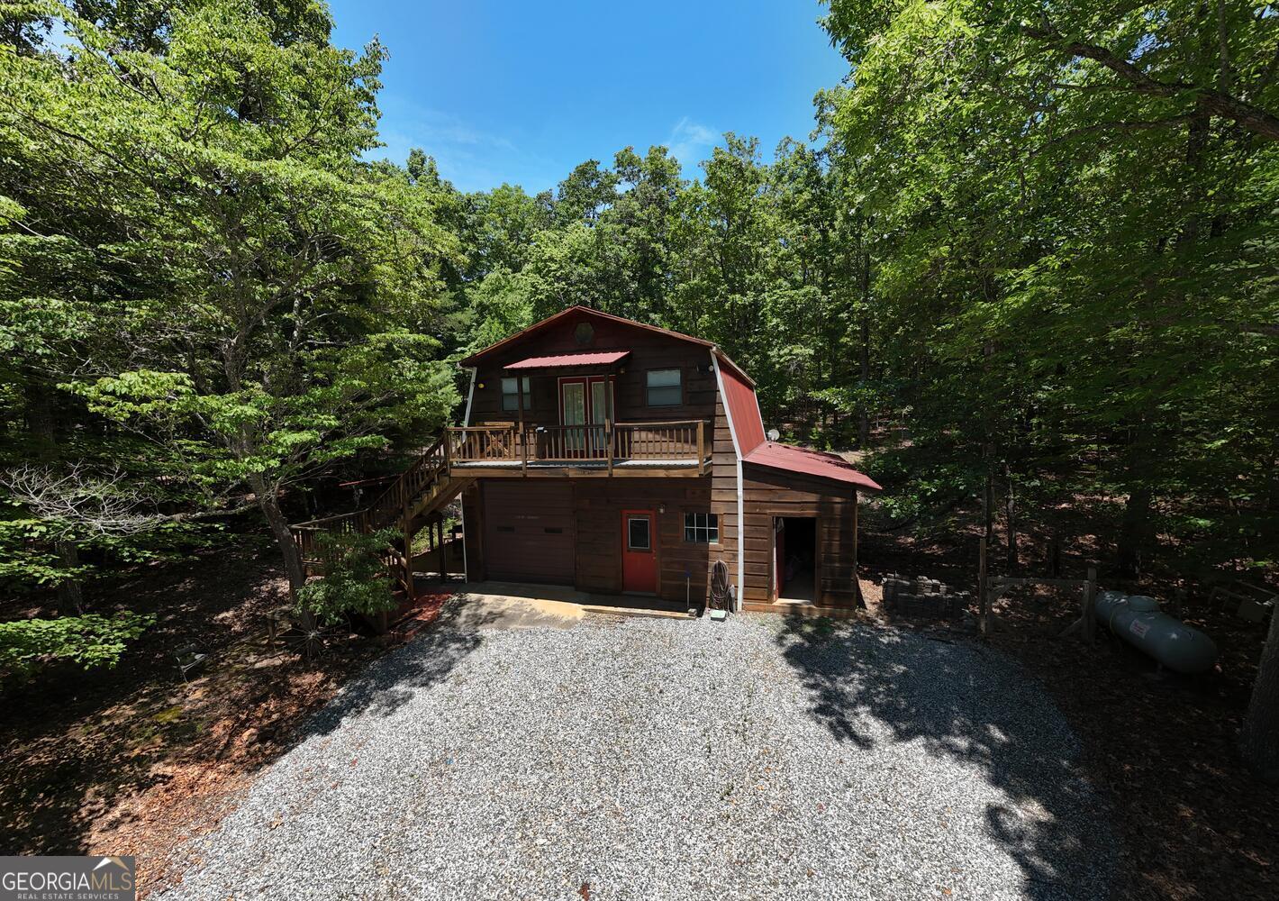 Blairsville, Georgia, 30512, United States, 4 Bedrooms Bedrooms, ,5 BathroomsBathrooms,Residential,Active,1898219