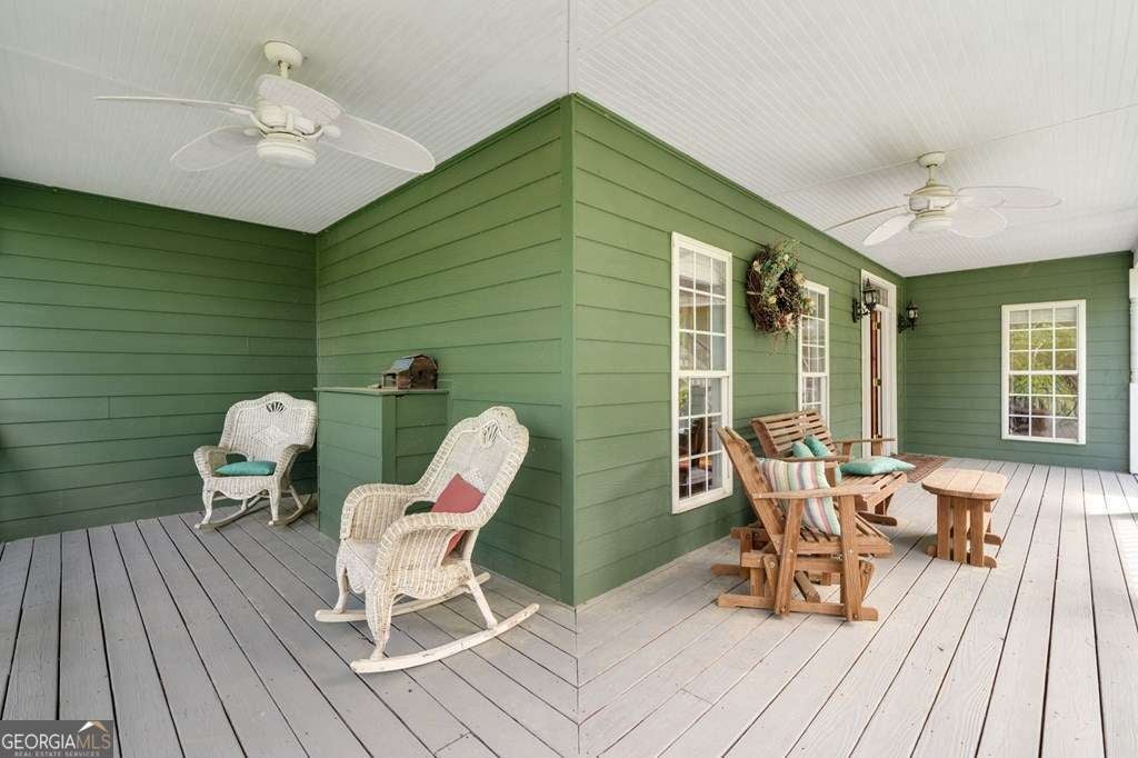 Ellijay, Georgia, 30536, United States, 3 Bedrooms Bedrooms, ,3 BathroomsBathrooms,Residential,Active,1953428