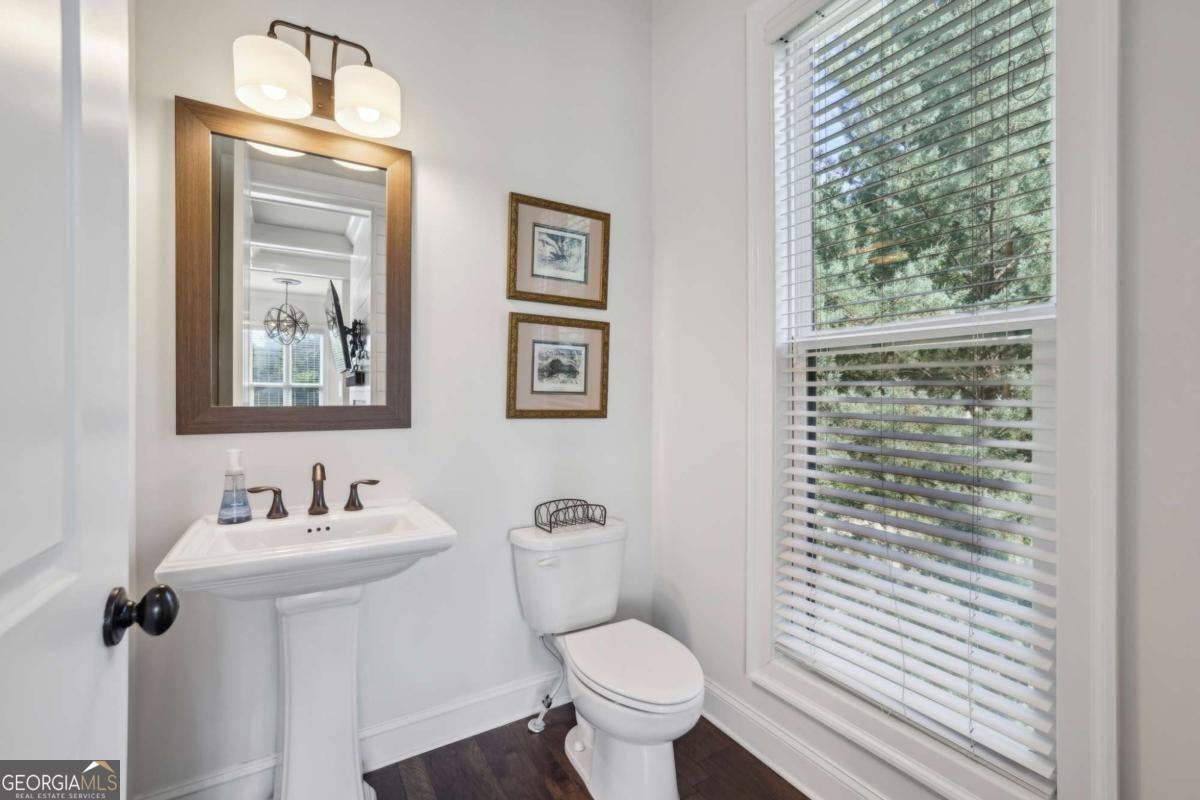 Alpharetta, Georgia, 30009, United States, 3 Bedrooms Bedrooms, ,4 BathroomsBathrooms,Residential,Active,1899885