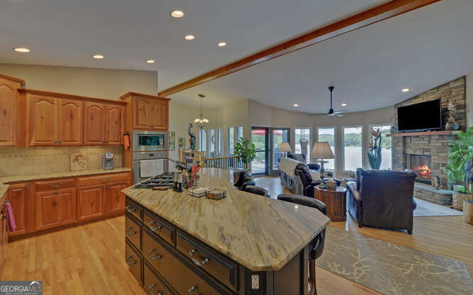 Hiawassee, Georgia, 30546, United States, 4 Bedrooms Bedrooms, ,3 BathroomsBathrooms,Residential,Active,1863272