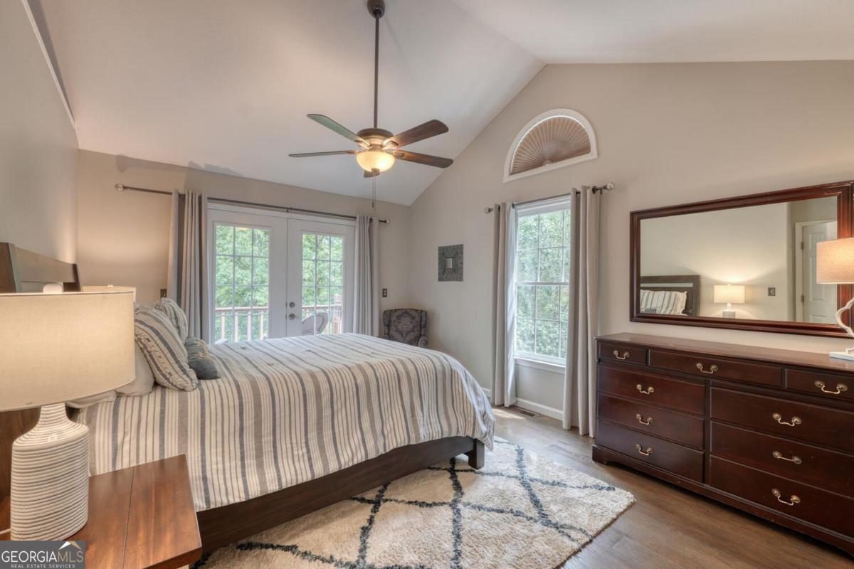 Blairsville, Georgia, 30512, United States, 4 Bedrooms Bedrooms, ,4 BathroomsBathrooms,Residential,Active,1926683