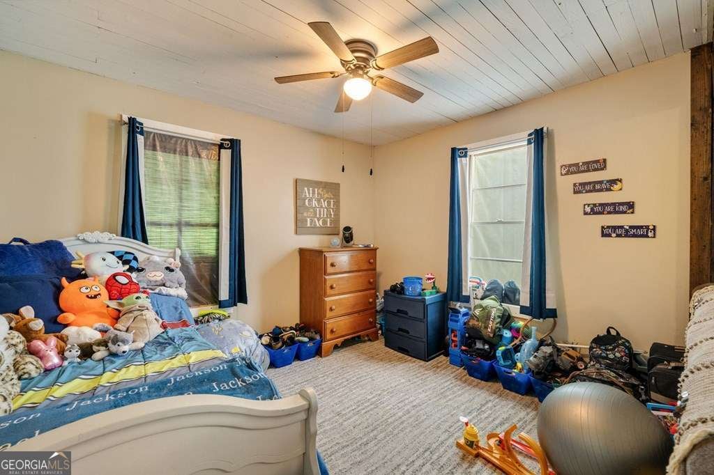 Ellijay, Georgia, 30536, United States, 3 Bedrooms Bedrooms, ,3 BathroomsBathrooms,Residential,Active,1953428