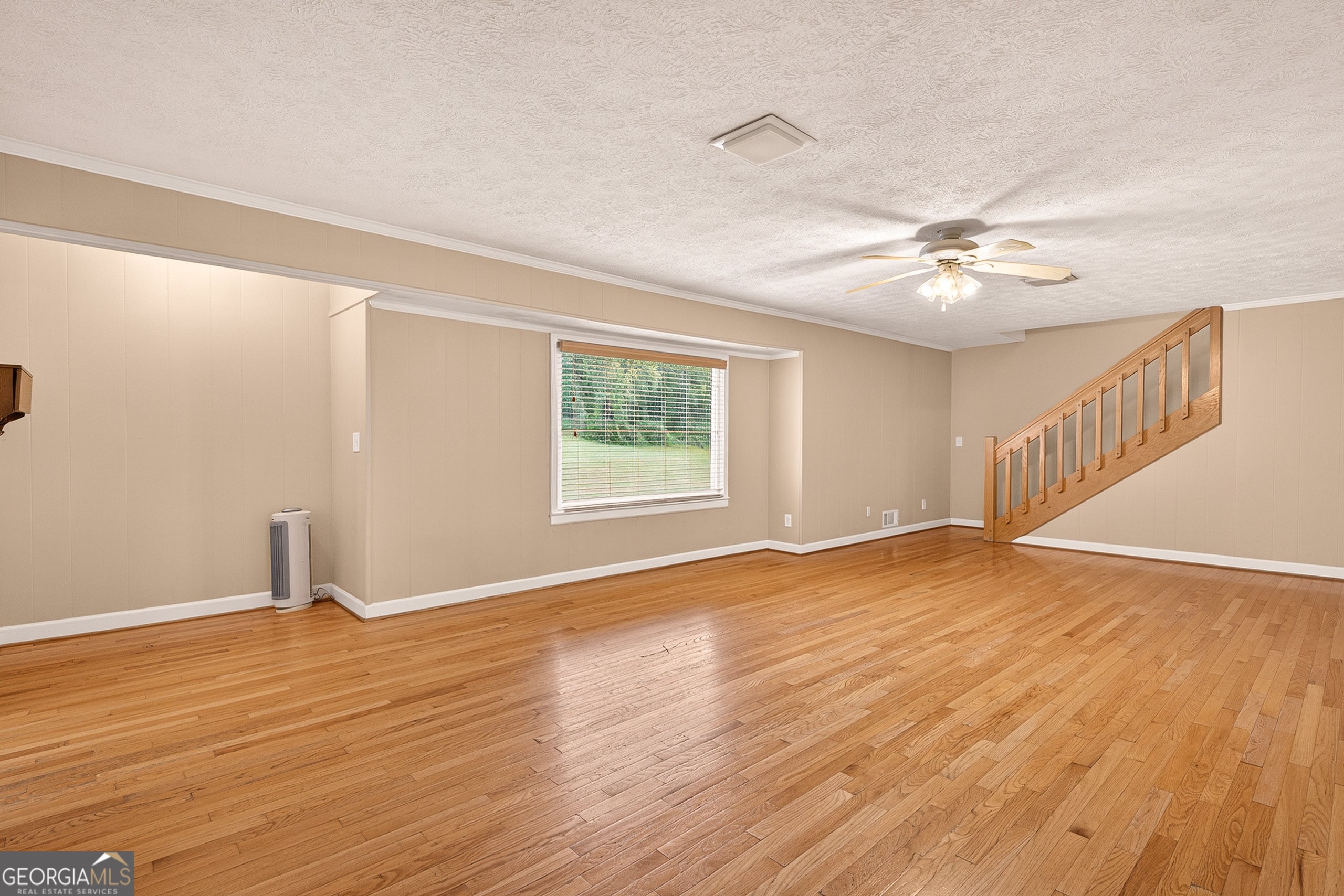 Dahlonega, Georgia, 30533, United States, 5 Bedrooms Bedrooms, ,4 BathroomsBathrooms,Residential,Active,2044583