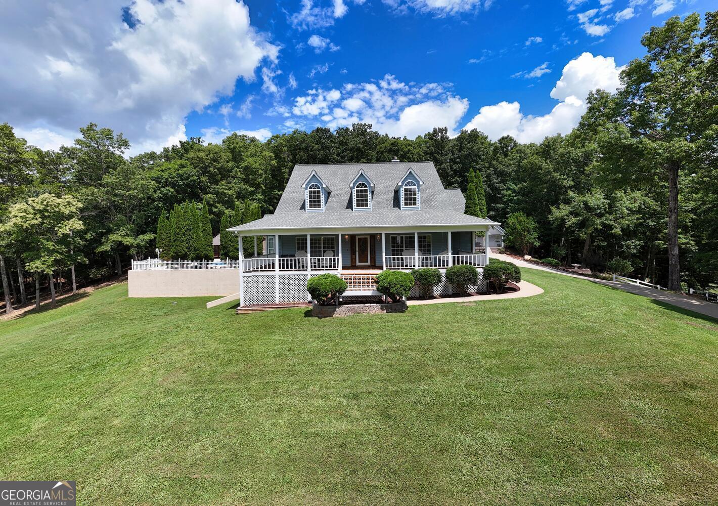 Blairsville, Georgia, 30512, United States, 4 Bedrooms Bedrooms, ,4 BathroomsBathrooms,Residential,Active,1897990