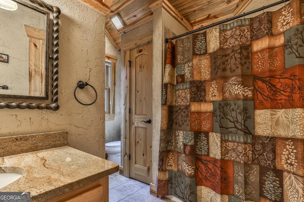 Talking Rock, Georgia, 30175, United States, 5 Bedrooms Bedrooms, ,5 BathroomsBathrooms,Residential,Active,1914617