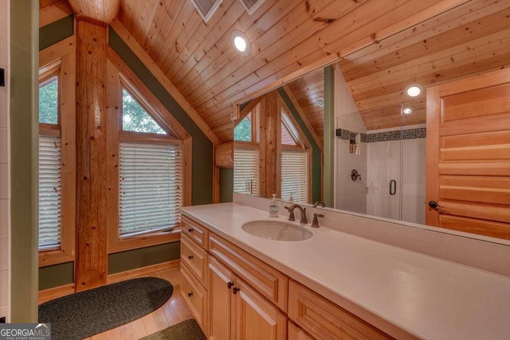 Blairsville, Georgia, 30512, United States, 4 Bedrooms Bedrooms, ,6 BathroomsBathrooms,Residential,Active,1936094