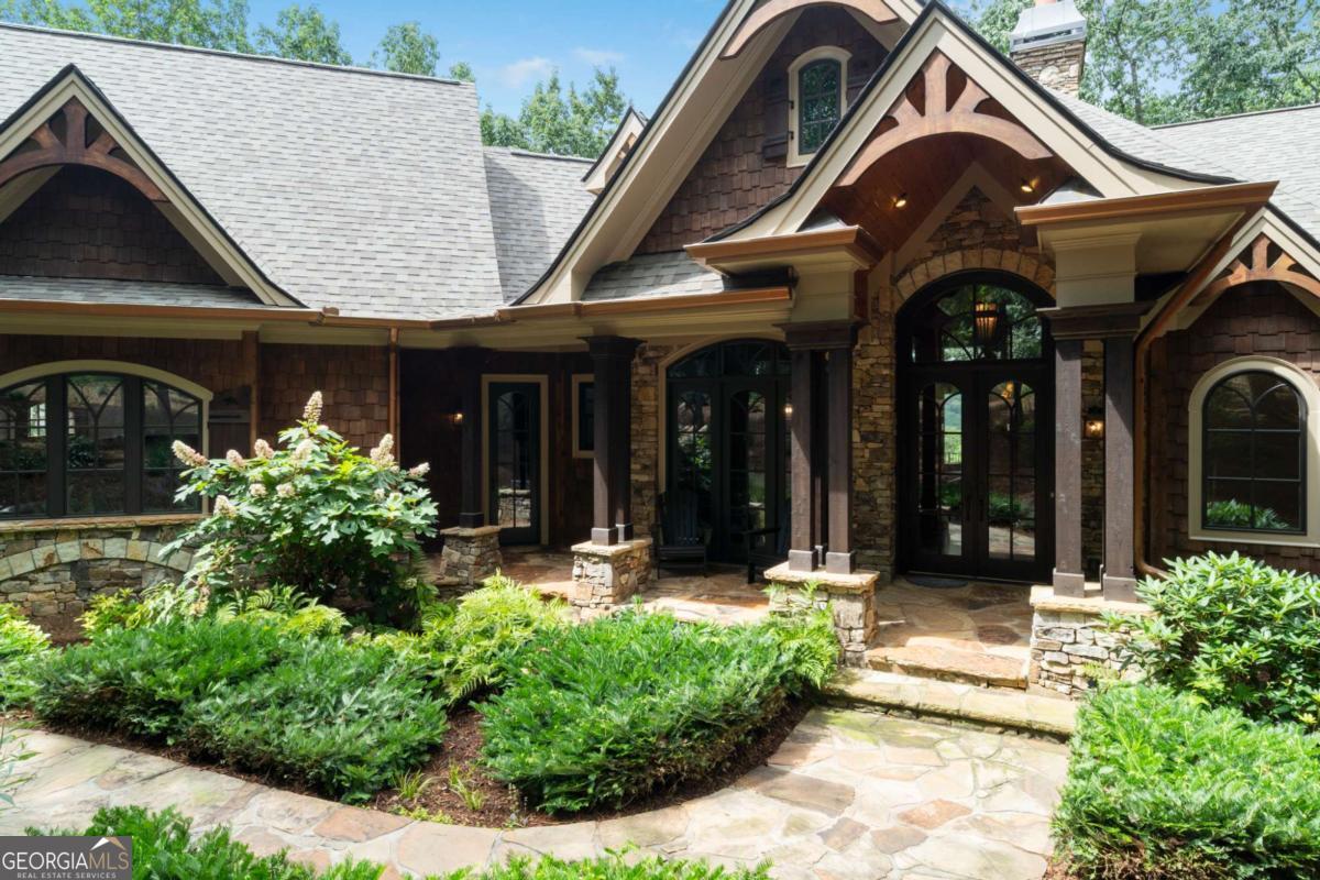 Big Canoe, Georgia, 30143, United States, 5 Bedrooms Bedrooms, ,5 BathroomsBathrooms,Residential,Active,1997601