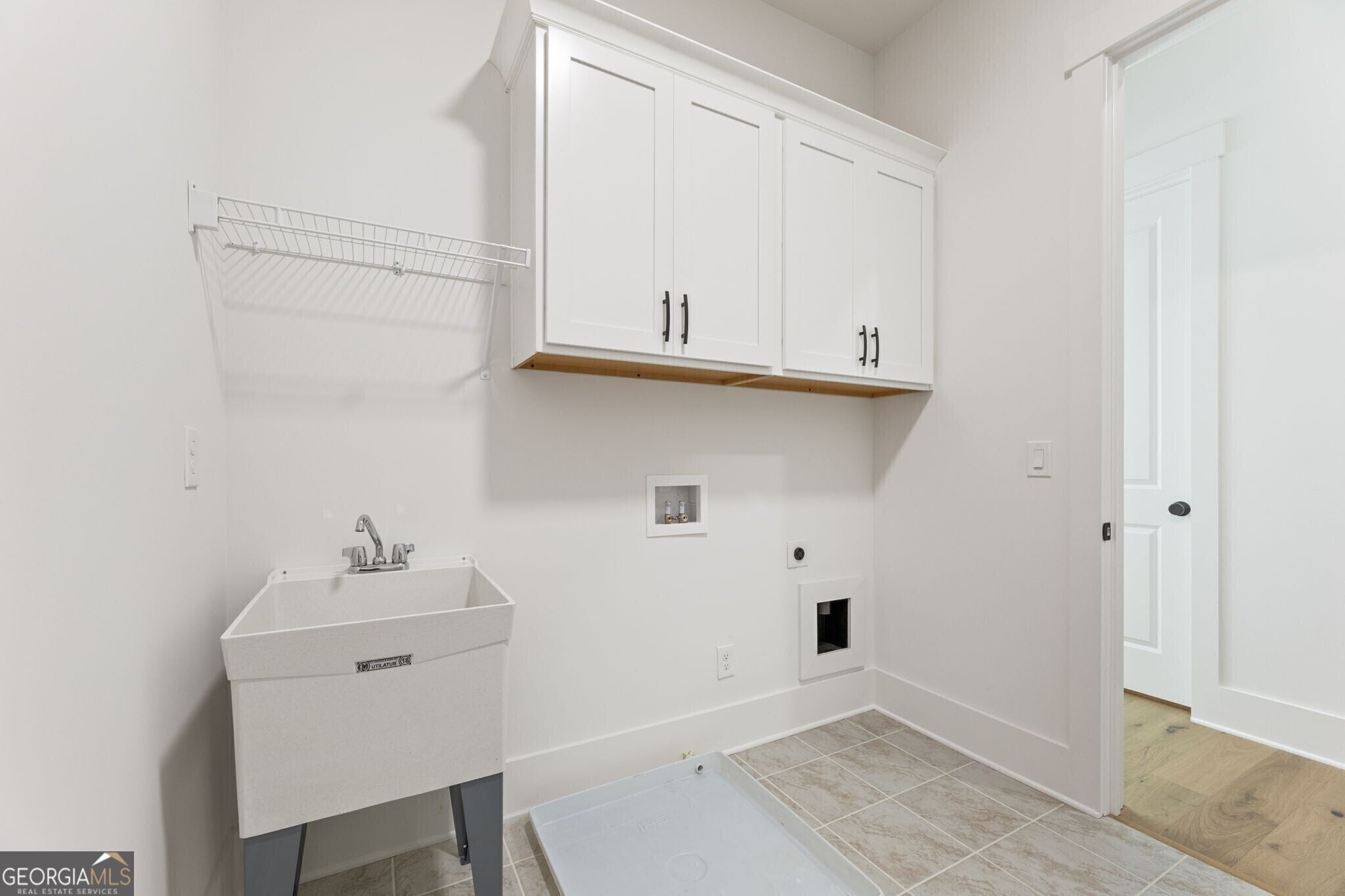 Gainesville, Georgia, 30506, United States, 4 Bedrooms Bedrooms, ,4 BathroomsBathrooms,Residential,Active,2007310