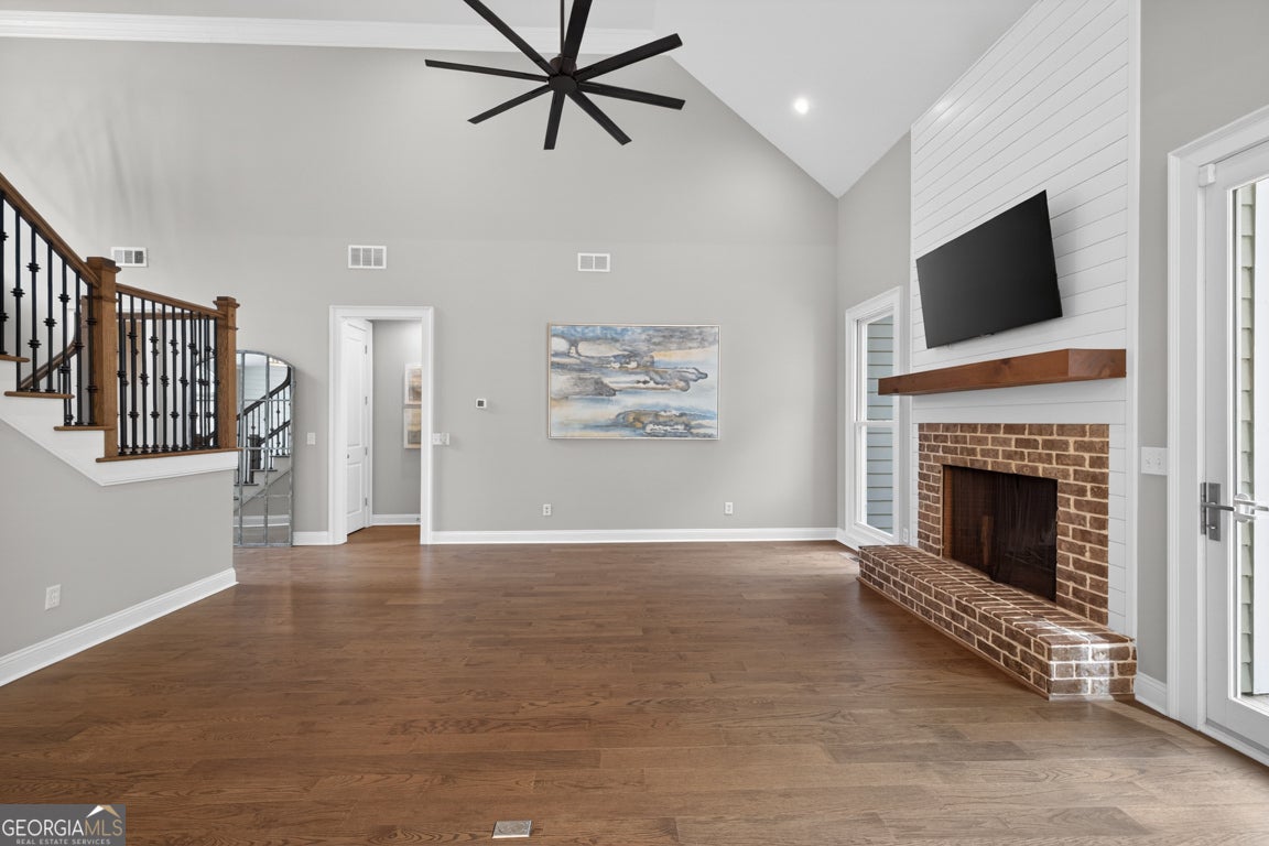Gainesville, Georgia, 30506, United States, 5 Bedrooms Bedrooms, ,5 BathroomsBathrooms,Residential,Active,2044585